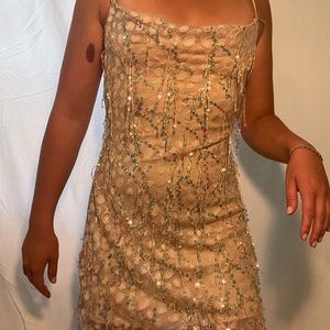Hello molly dress Champagne pop color